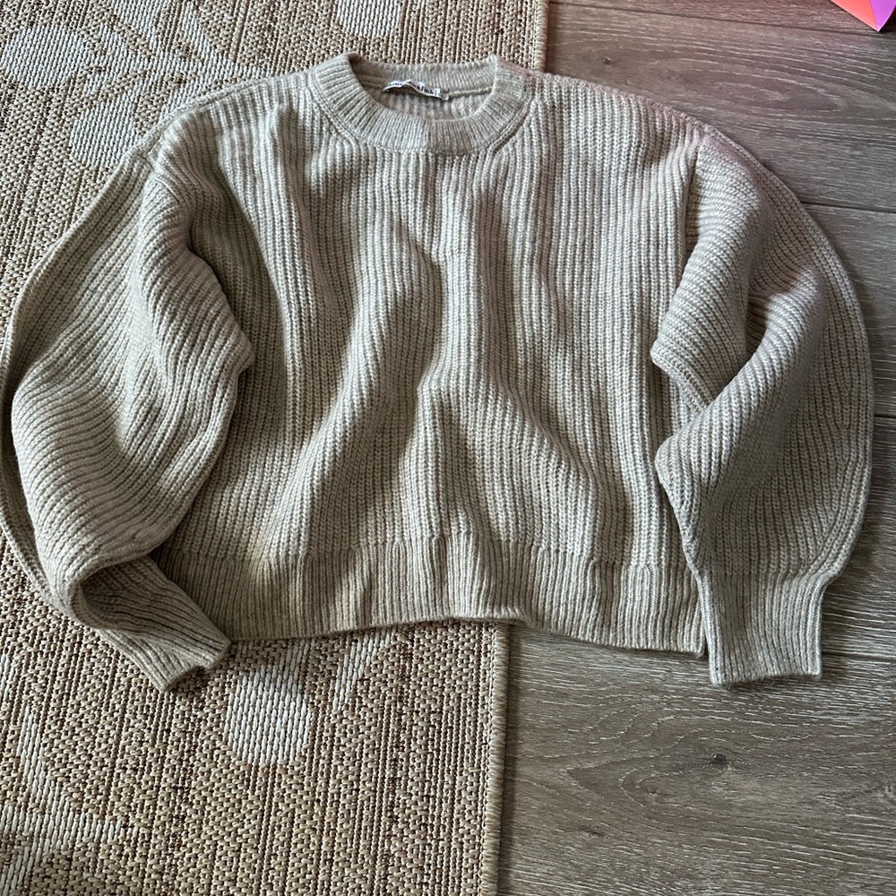 Abercrombie & Fitch Taupe Ribbed Sweater